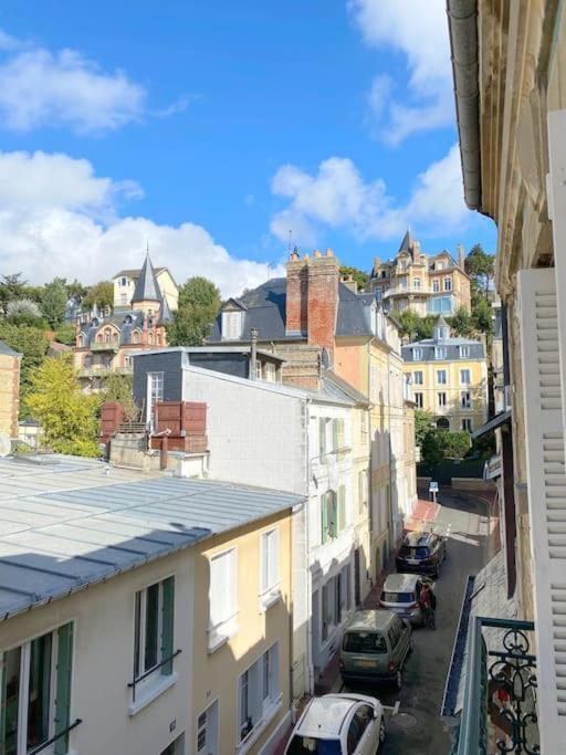 Plein Centre Trouville, 200M De La Plage, 2/4 Pers المظهر الخارجي الصورة
